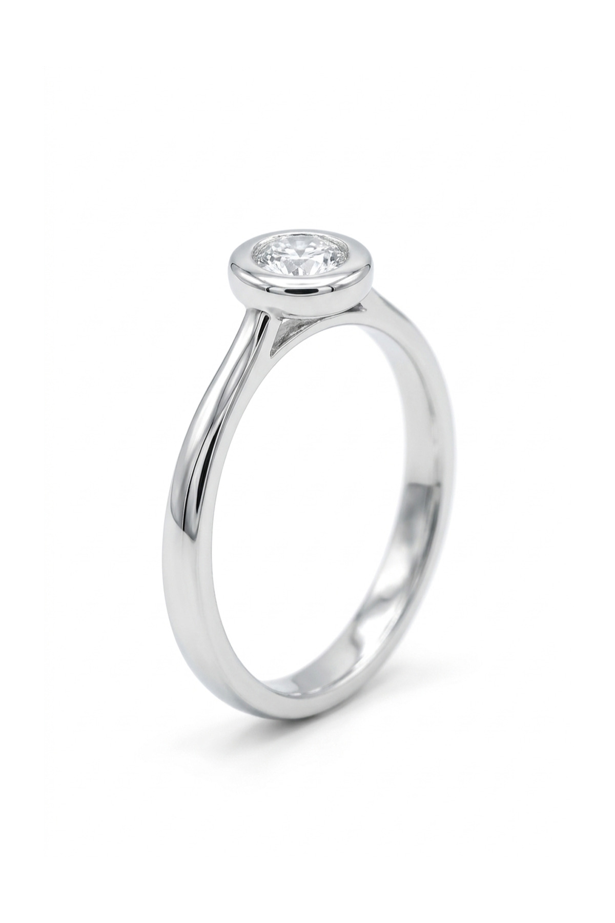 Orbital Simplicity | Round-Cut Solitaire with Modern Bezel Setting 925 Sterling Silver Ring